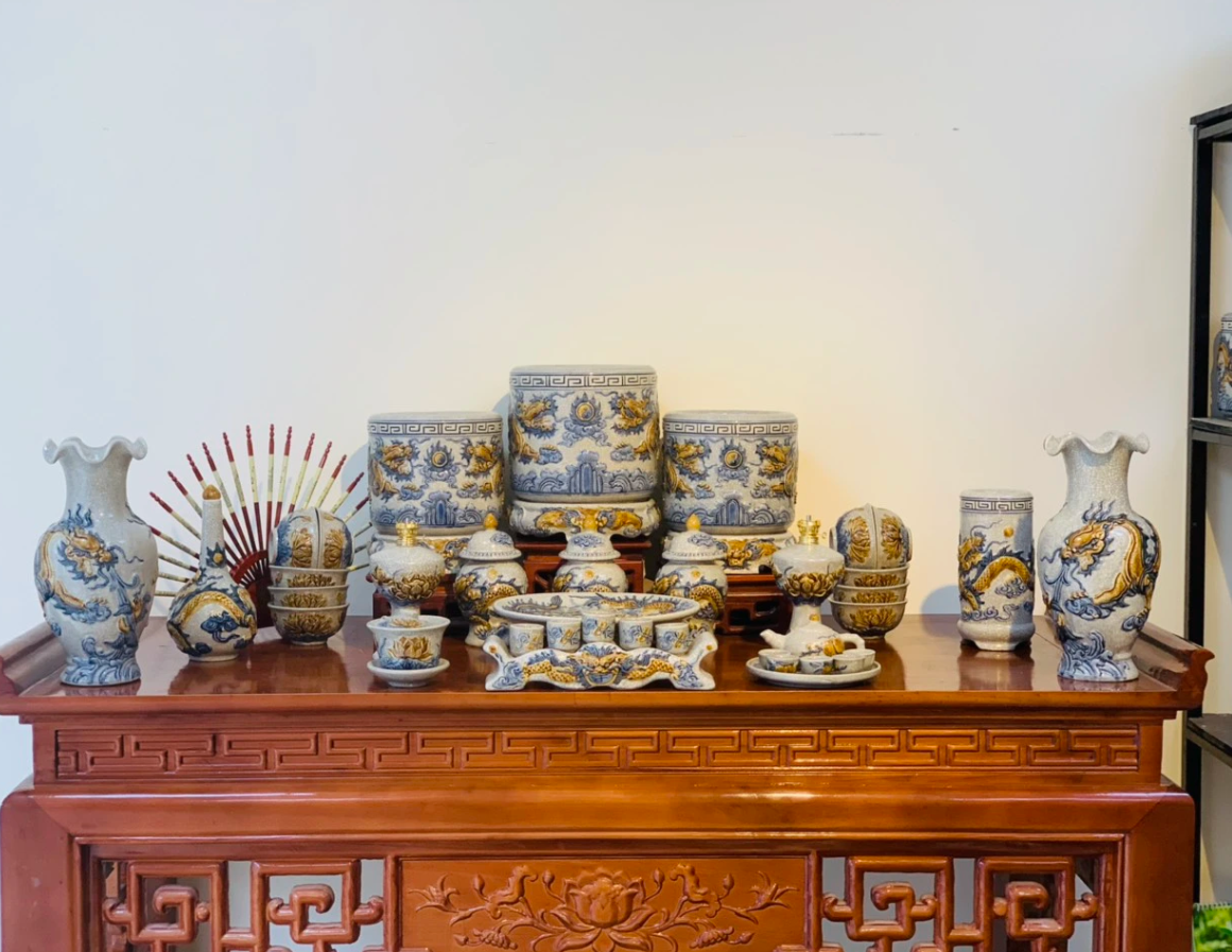 Ý nghĩa của việc thờ cúng và các vật phẩm thờ cúng trên bàn thờ gia tiên